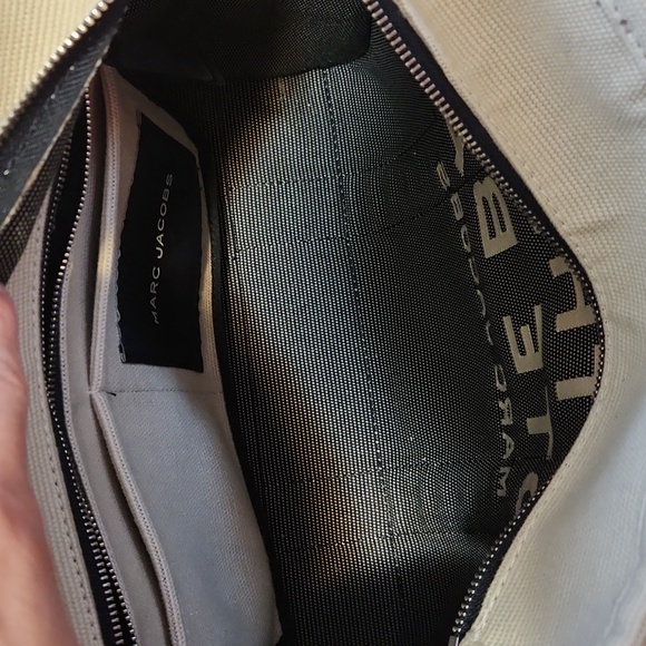 Marc Jacobs Jaquard Tote - Picture 8 of 8